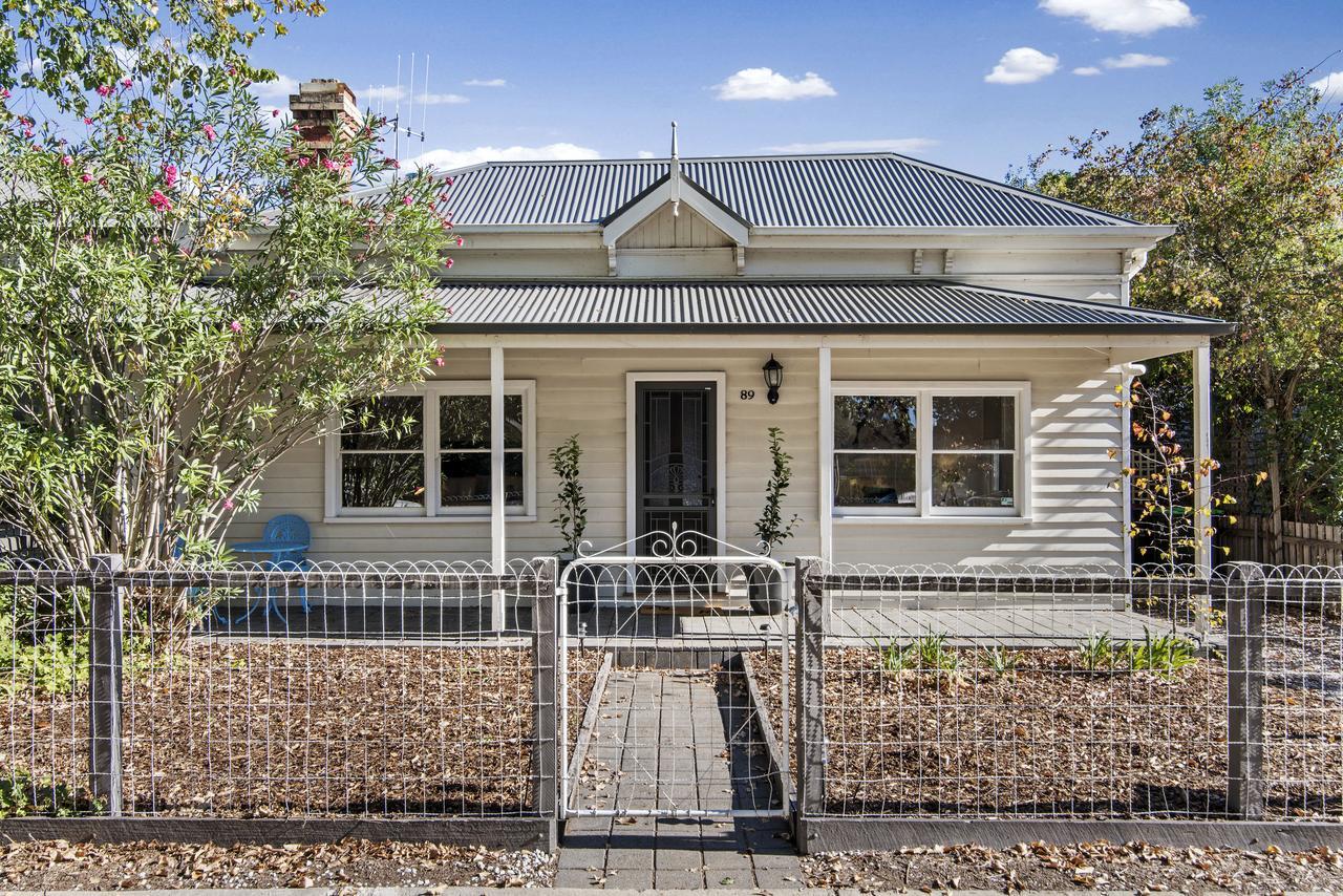 Central Bendigo Cottage, Walk To Everywhere!! Екстер'єр фото